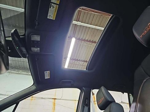 Used 2022 Honda Pilot TrailSport image 5