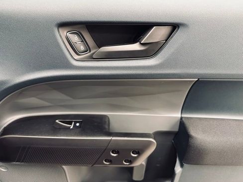 New 2025 Ford Maverick XL w/ Equipment Group 101A image 13