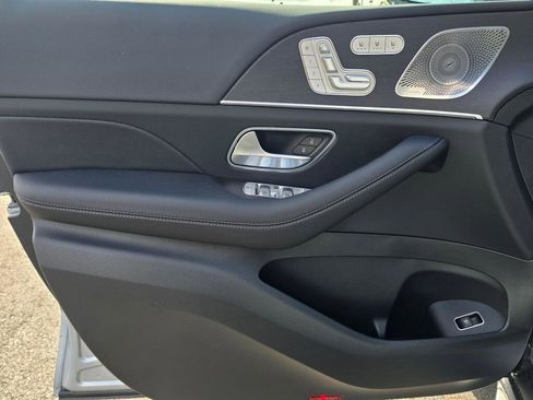 New 2026 Mercedes-Benz GLS 450 4MATIC image 36