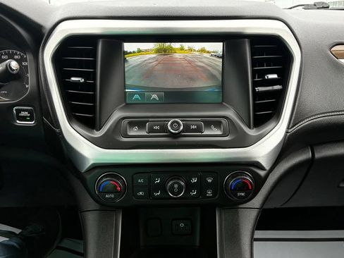 Used 2019 GMC Acadia SLE w/ LPO, Floor Liner Package FWD image 16
