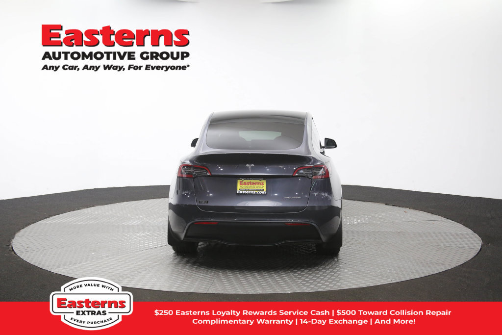Used 2022 Tesla Model Y Long Range AWD/4WD image 34