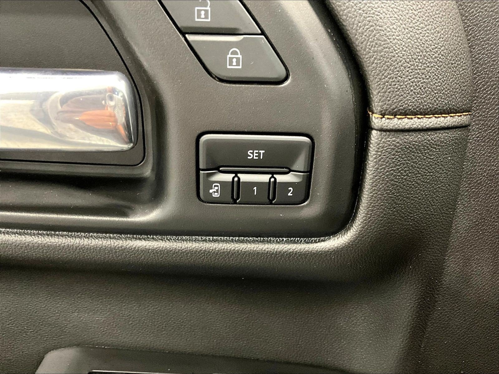 Used 2020 GMC Sierra 1500 AT4 w/ AT4 Premium Package AWD/4WD image 38