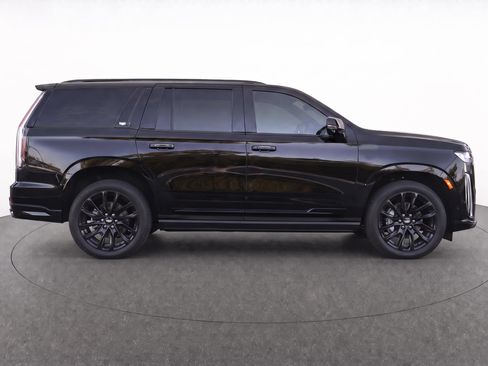 Certified 2023 Cadillac Escalade Sport Platinum w/ LPO, ONYX Package AWD/4WD image 8