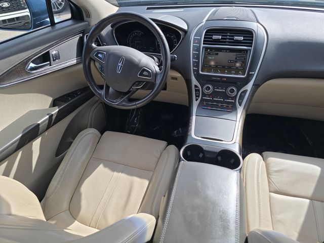 Used 2018 Lincoln MKX Reserve w/ Driver Assistance Package AWD/4WD image 36