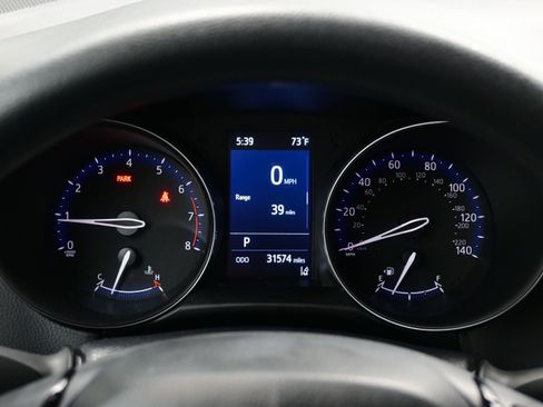 Used 2021 Toyota C-HR LE FWD image 22