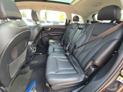 Used 2019 Audi Q7 3.0T Premium Plus w/ Premium Plus Package AWD/4WD image 22