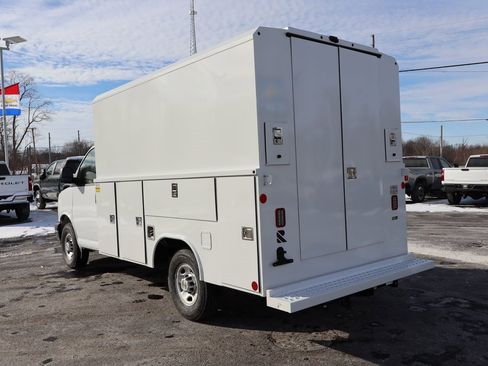 New 2026 Chevrolet Express 3500 w/ Power Convenience Package image 3
