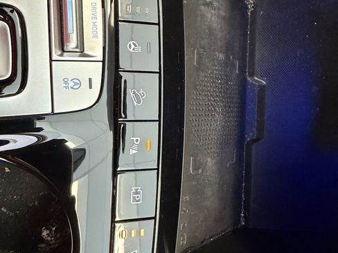 Used 2023 Hyundai Tucson Limited w/ Cargo Package image 23