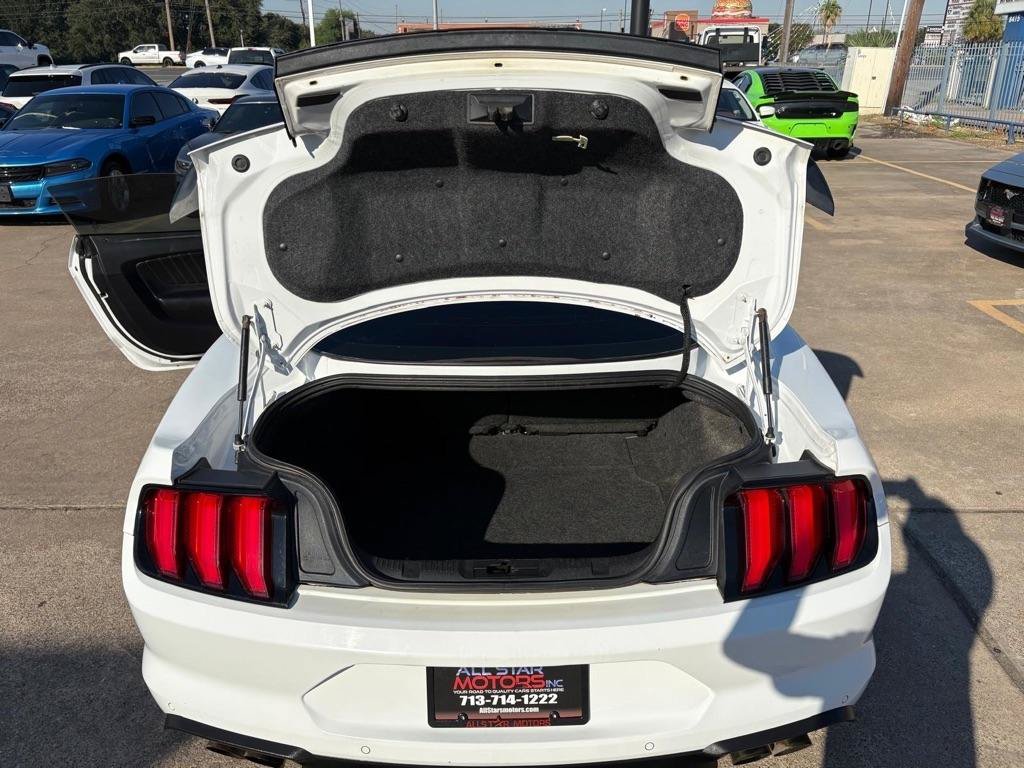 Used 2018 Ford Mustang GT Premium RWD image 6