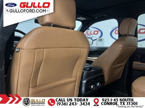 Used 2024 Ford Expedition Max Platinum AWD/4WD image 18