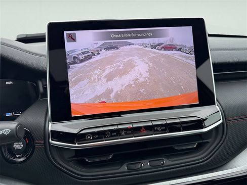 New 2026 Jeep Compass Trailhawk image 22