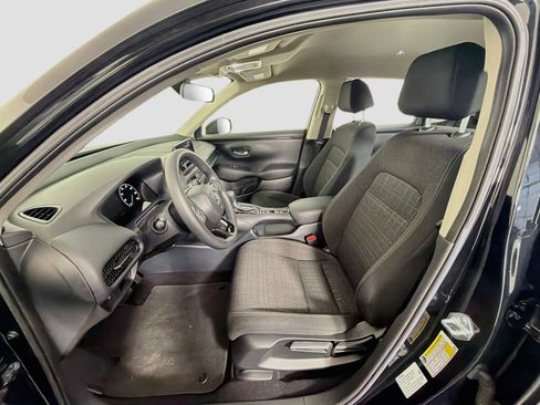 Used 2024 Honda HR-V LX image 13