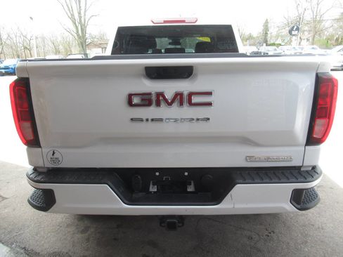 Used 2024 GMC Sierra 1500 Elevation image 11