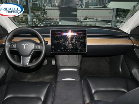 Used 2023 Tesla Model 3 Standard Range RWD image 8