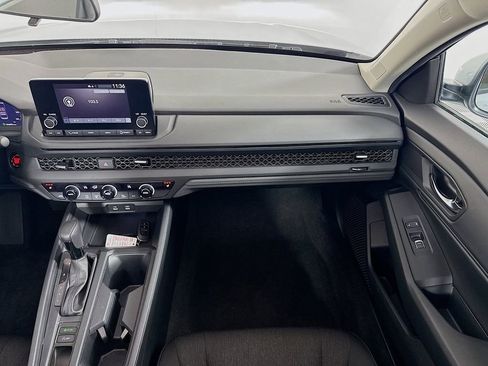 Certified 2023 Honda Accord EX image 21