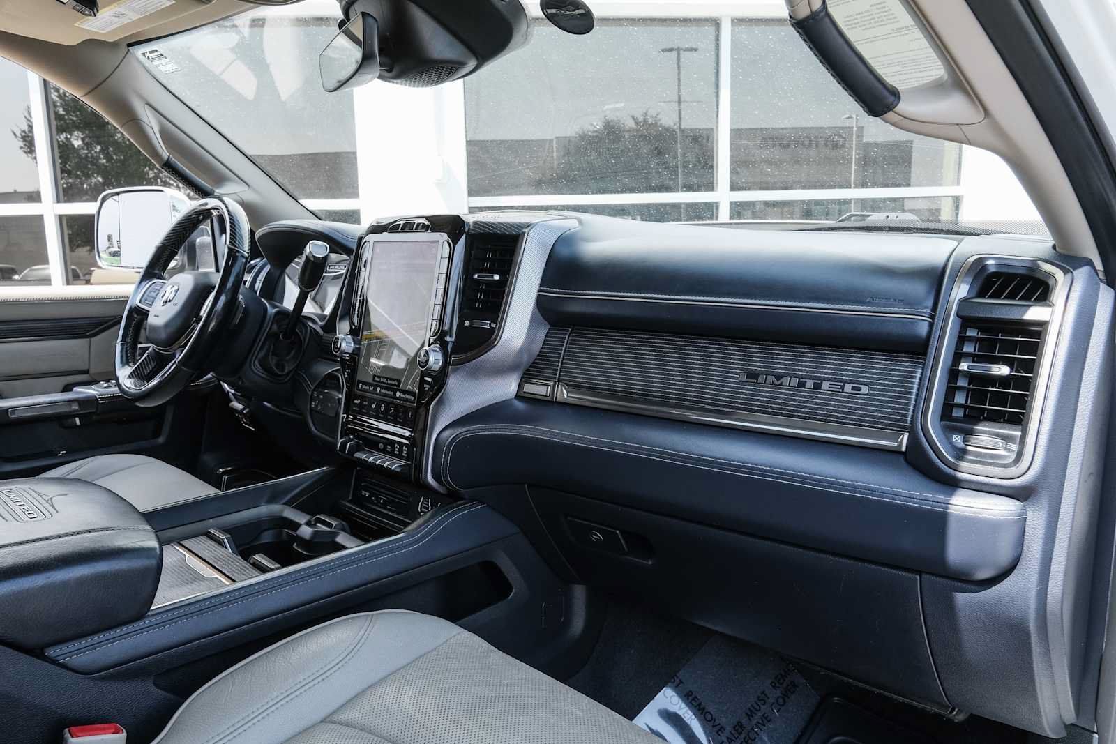 Used 2019 RAM 2500 Limited AWD/4WD image 32