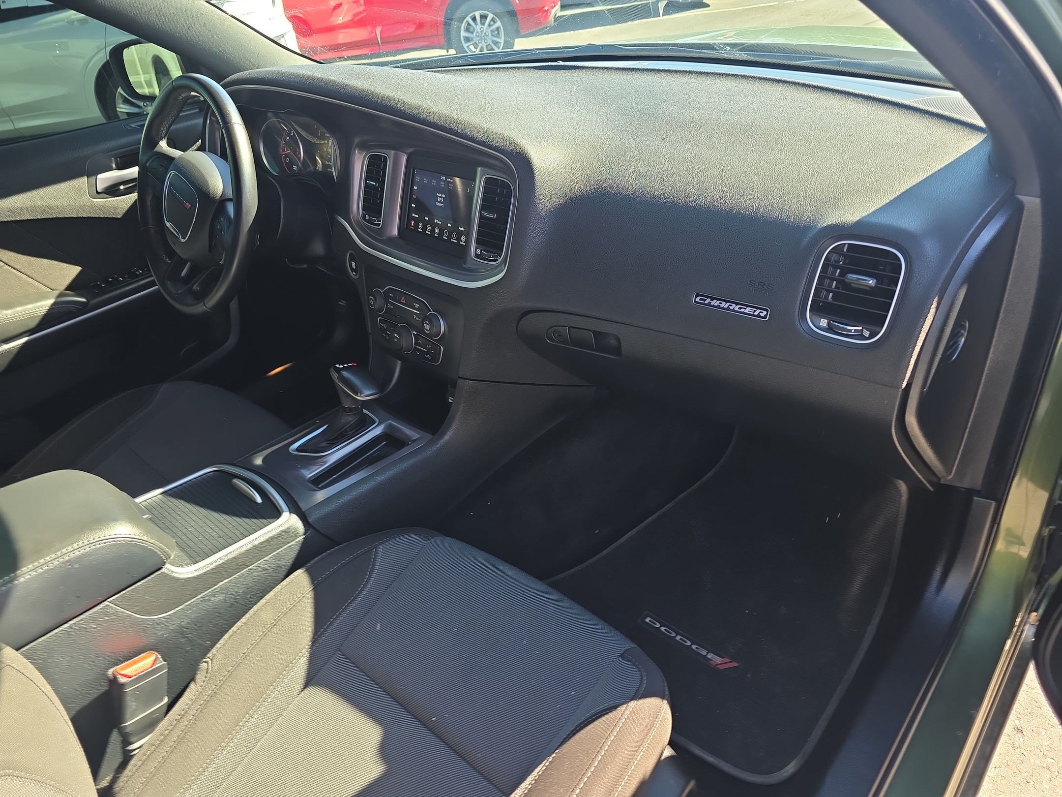 Used 2020 Dodge Charger SXT RWD image 34