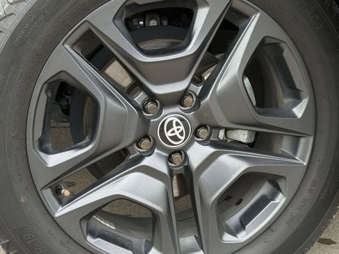 Used 2023 Toyota RAV4 Adventure AWD/4WD image 10