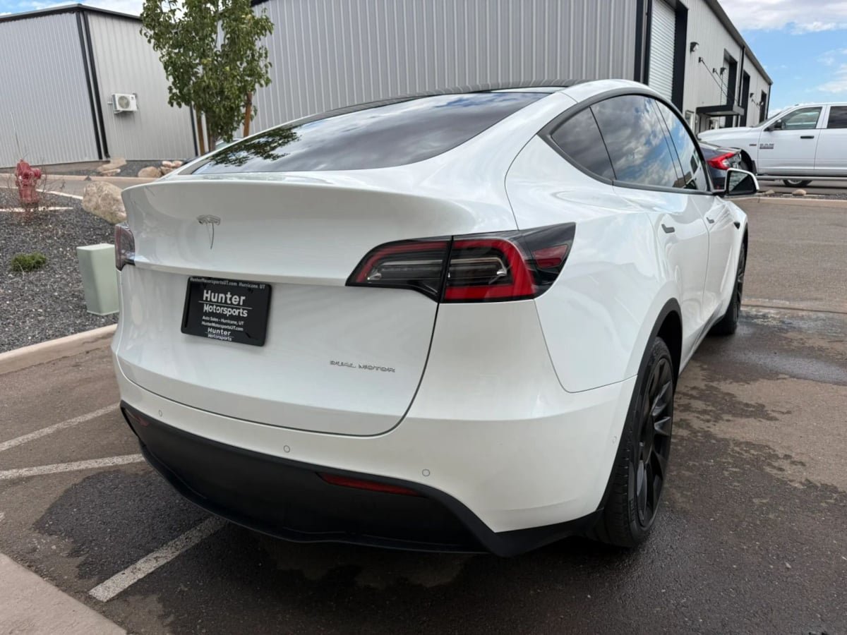Used 2021 Tesla Model Y Long Range AWD/4WD image 7