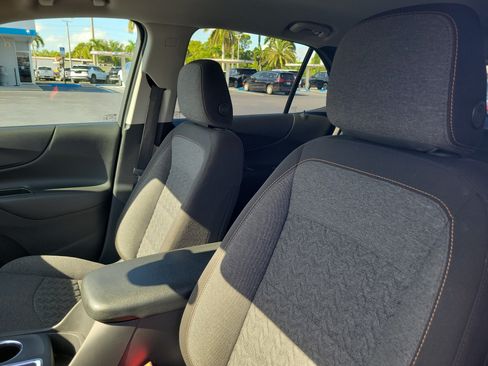 Used 2024 Chevrolet Equinox LT AWD/4WD image 15