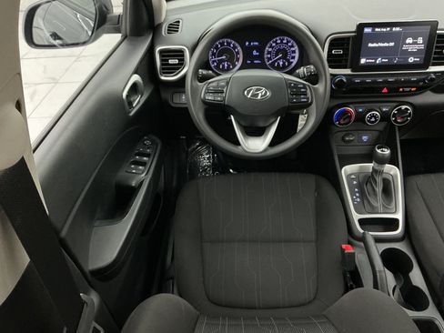 Used 2021 Hyundai Venue SE FWD image 30