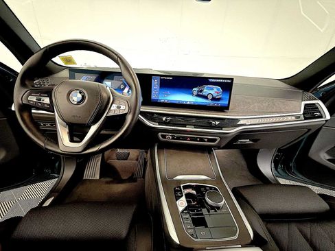 Used 2024 BMW X5 xDrive40i w/ Premium Package AWD/4WD image 12