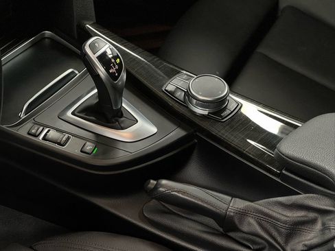 Used 2018 BMW 330i xDrive Wagon image 36