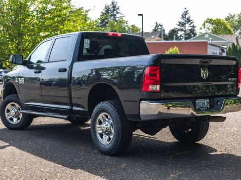 Used 2017 RAM 2500 Tradesman w/ Chrome Appearance Group AWD/4WD image 5