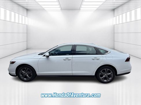 Used 2023 Honda Accord EX image 4
