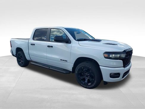 New 2026 RAM 1500 Express AWD/4WD image 7