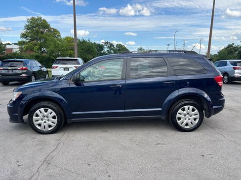 Used 2017 Dodge Journey SE w/ Flexible Seating Group FWD image 6