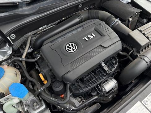 Used 2017 Volkswagen Passat 1.8T SE FWD image 25