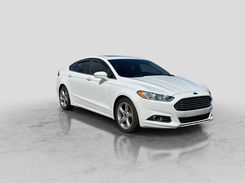 Used 2013 Ford Fusion SE FWD image 7