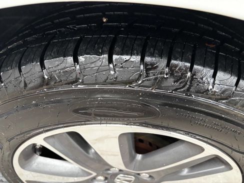 Used 2014 Honda Odyssey Touring image 27