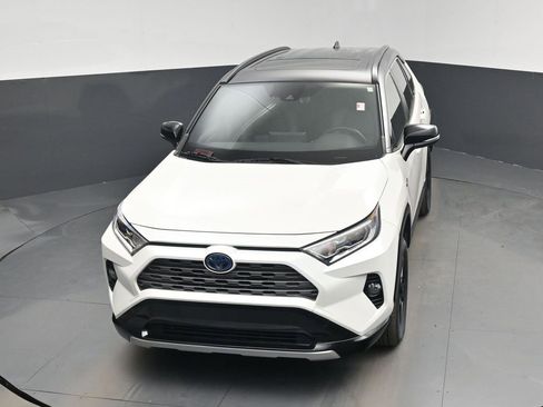 Used 2019 Toyota RAV4 XSE image 39
