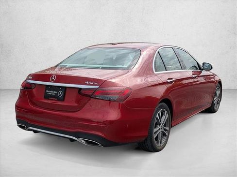 Certified 2022 Mercedes-Benz E 350 4MATIC Sedan image 5