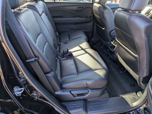 Certified 2023 Honda Passport EX-L image 30