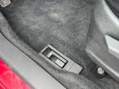 Used 2014 Subaru Impreza 2.0i AWD/4WD image 32