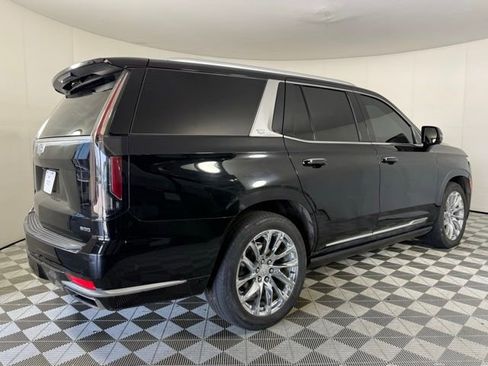 Certified 2023 Cadillac Escalade Premium Luxury w/ LPO, Radiant Package AWD/4WD image 3