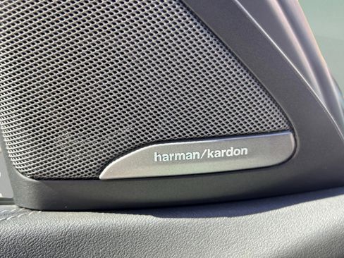 Used 2025 BMW X6 M60i image 24