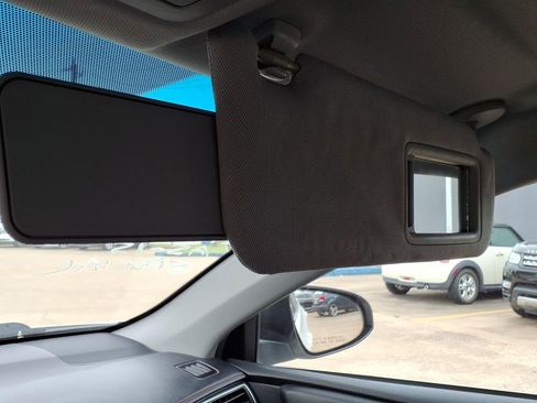 Used 2015 Toyota Camry SE FWD image 26