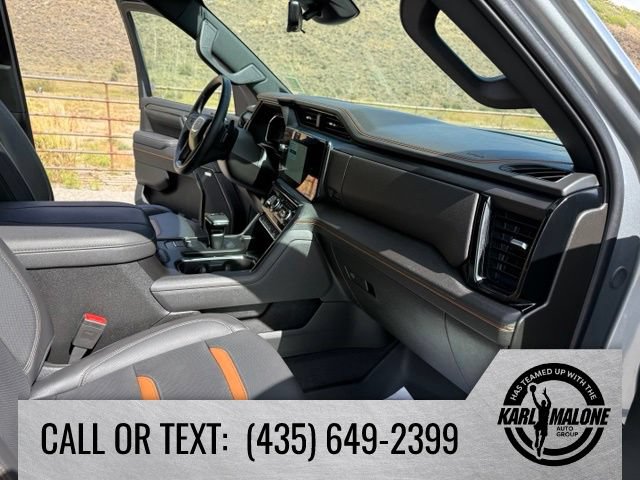 Used 2025 GMC Sierra 1500 AT4 w/ Technology Package AWD/4WD image 37