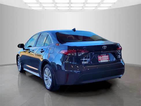 Used 2024 Toyota Corolla SE image 7