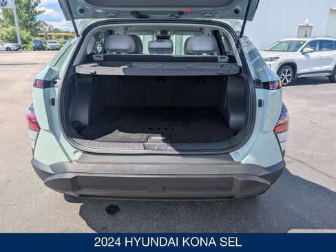 Certified 2024 Hyundai Kona SEL AWD/4WD image 28