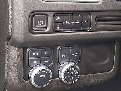 Certified 2022 GMC Yukon SLE w/ Gmc Pro Safety Plus Package image 24