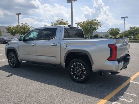 Used 2025 Toyota Tundra Limited AWD/4WD image 6