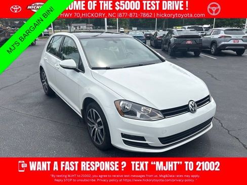 Used 2016 Volkswagen Golf SE FWD image 1
