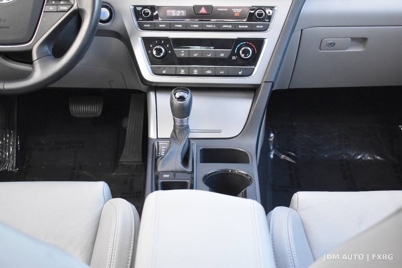 Used 2017 Hyundai Sonata Sport w/ Value Edition Package 02 FWD image 26