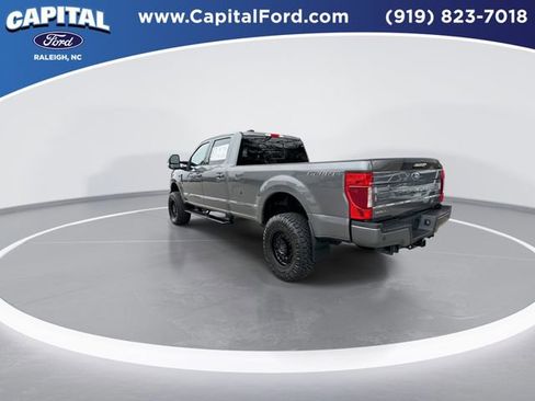 Used 2022 Ford F350 Lariat image 6