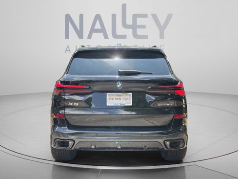 Used 2026 BMW X5 xDrive40i w/ Executive Package AWD/4WD image 3